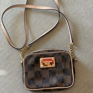 Michael Kors Cross body